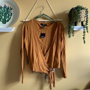 Nwt wrap crop top